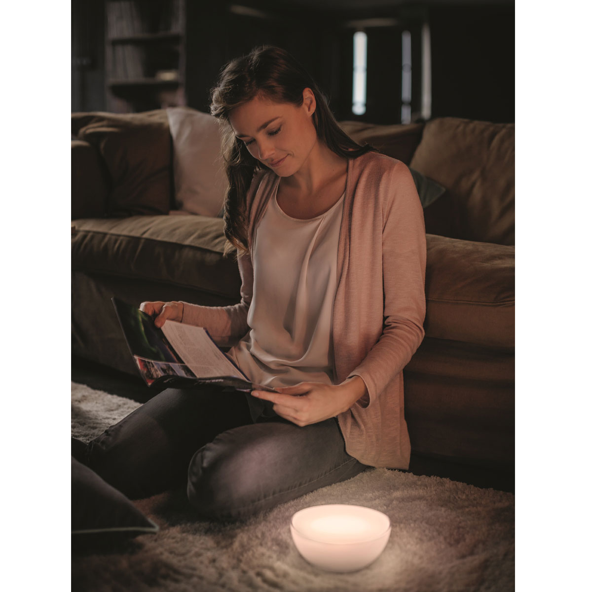 Philips Hue Go โคมไฟเปลี่ยนสีอัจฉริยะไร้สาย ฟิลิปส์ ฮิว Philips Hue Go White and Color Portable Dimmable Table LED